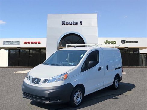 Used 2019 Nissan NV200 S w/ Back Door Glass Package image 2