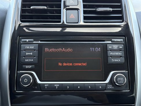 Used 2018 Nissan Versa Note SV image 22
