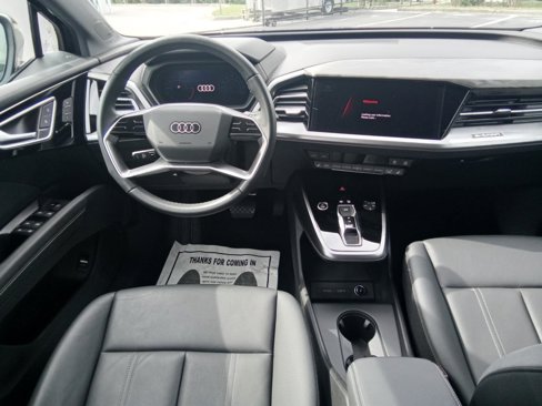 Certified 2024 Audi Q4 e-tron Premium Plus image 22