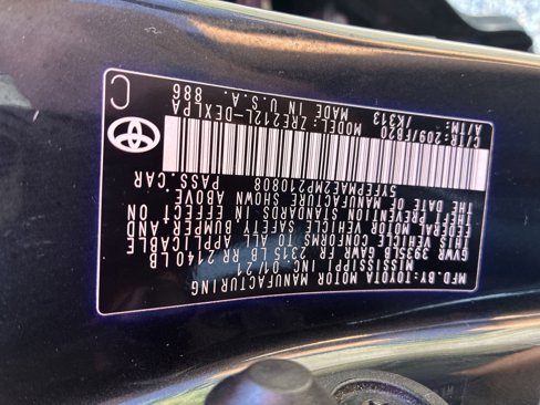 Used 2021 Toyota Corolla LE image 17