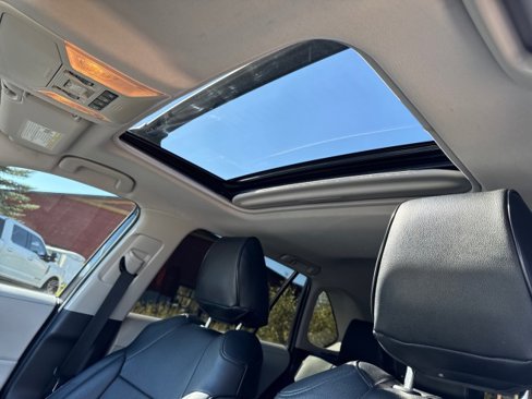 Used 2019 Toyota RAV4 XLE image 32