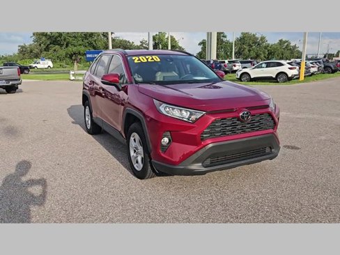 Used 2020 Toyota RAV4 XLE image 27
