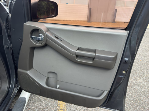 Used 2013 Nissan Xterra S w/ Value Package image 11
