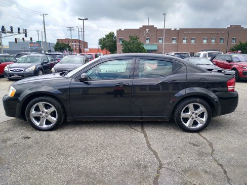 Used 2010 Dodge Avenger R/T w/ Navigation & Sound Group I image 5