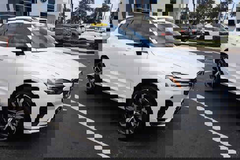 Certified 2022 Volvo XC60 T8 R-Design w/ Protection Package Premier image 1