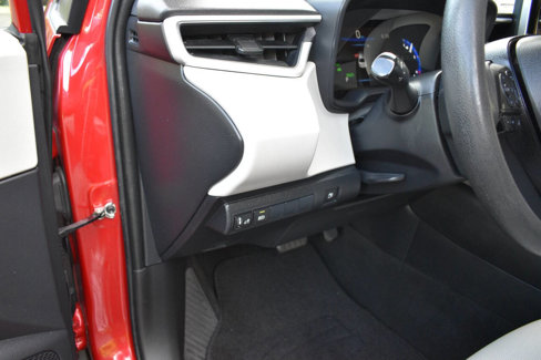 Used 2021 Toyota Corolla LE image 17