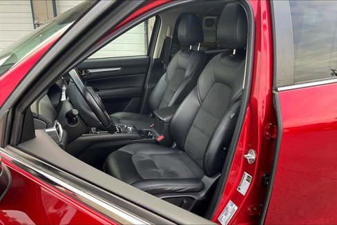 Used 2018 MAZDA CX-5 Touring w/ Preferred Equipment Package image 22