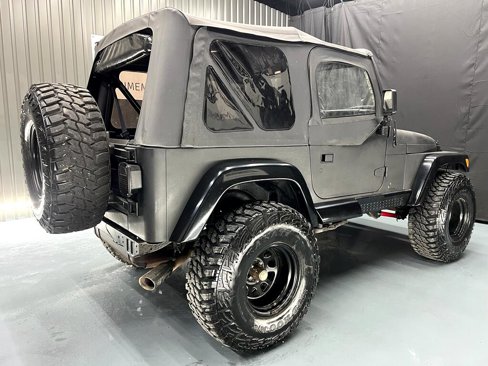 Used 1998 Jeep Wrangler Sport image 3
