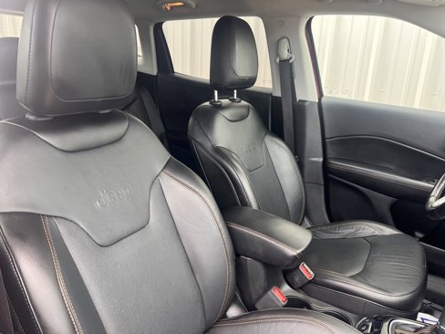 Used 2021 Jeep Compass Limited image 38