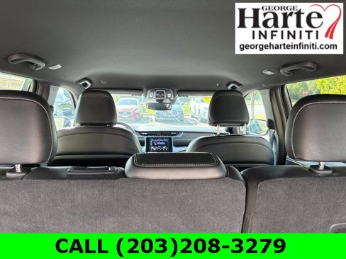 Used 2023 Jeep Grand Cherokee Altitude image 12
