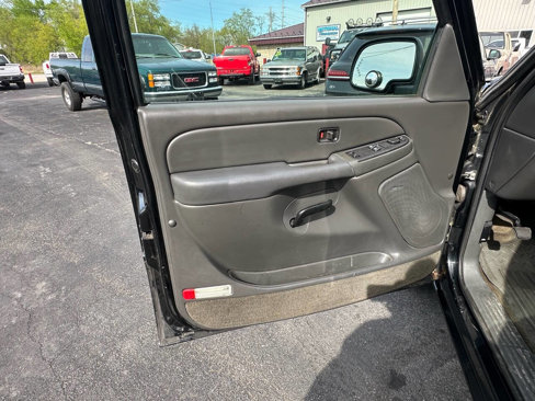 Used 2004 Chevrolet Silverado 1500 LS w/ Safe and Sound Package image 12