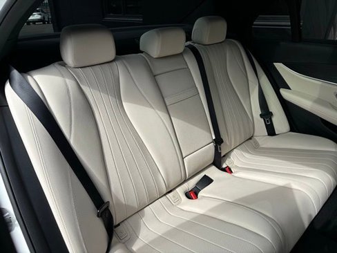 Used 2020 Mercedes-Benz E 350 4MATIC Sedan image 33