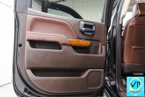Used 2018 Chevrolet Silverado 1500 High Country image 32