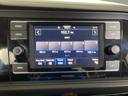 Used 2024 Volkswagen Jetta SE image 21