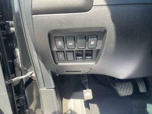 Used 2012 Nissan Murano LE w/ Platinum Pkg image 12