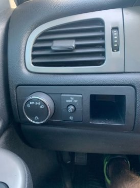 Used 2013 Chevrolet Avalanche LT image 24
