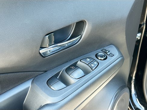 Certified 2024 Nissan Kicks SV image 16