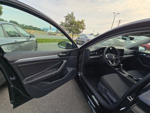 New 2025 Volkswagen Jetta S image 21