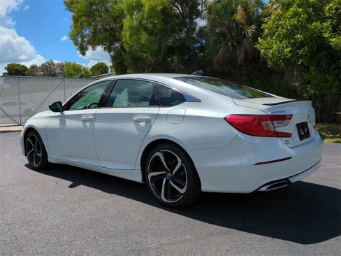 Used 2022 Honda Accord Sport image 6
