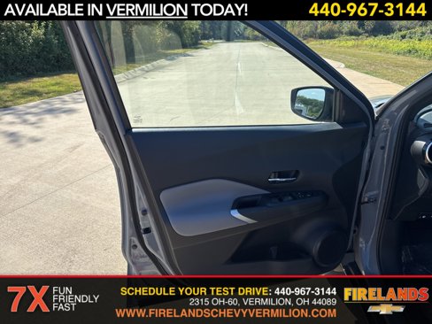 Used 2023 Nissan Kicks SR w/ SR Premium Package image 9