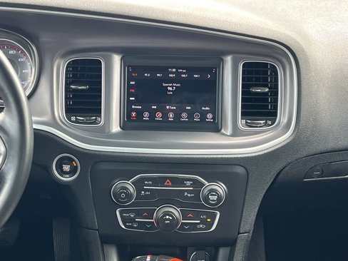 Used 2020 Dodge Charger SXT w/ Leather Interior Group image 16