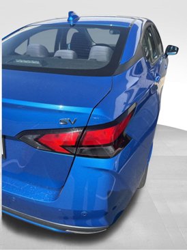 Used 2021 Nissan Versa SV image 5