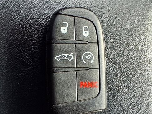 Used 2023 Dodge Charger SXT image 8