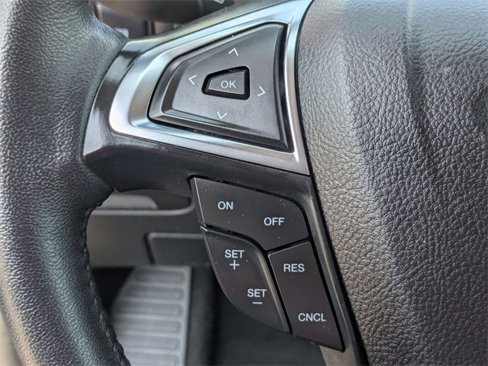 Used 2024 Ford Edge SEL image 22