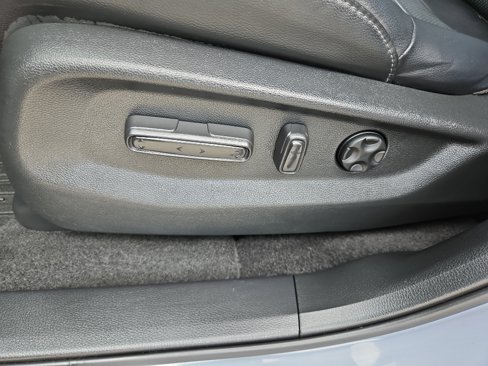 Used 2021 Honda CR-V EX-L image 12