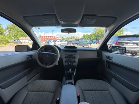 Used 2009 Ford Focus SE image 17