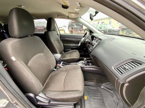 Used 2016 Mitsubishi Outlander Sport ES image 26