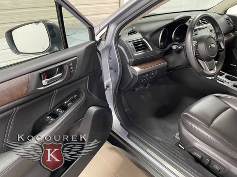 Used 2019 Subaru Outback 2.5i Limited w/ Protection Package #1 image 10