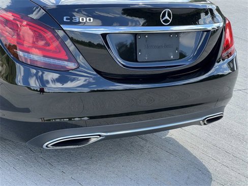 Used 2019 Mercedes-Benz C 300 Sedan image 6
