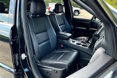 Used 2018 Jeep Grand Cherokee Limited image 27