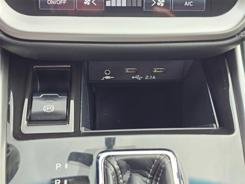 Used 2022 Subaru Outback Premium image 30