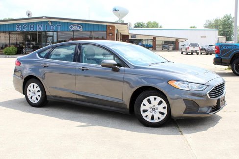Used 2020 Ford Fusion S image 3