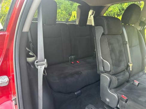 Used 2014 Nissan Pathfinder SV image 18