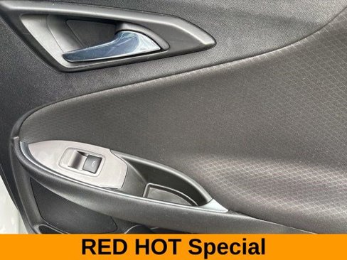 Used 2021 Chevrolet Malibu LT image 37