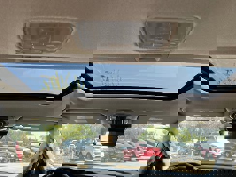 Certified 2025 Hyundai Elantra SEL image 21