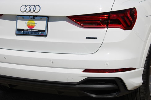 Certified 2025 Audi Q3 2.0T Premium w/ Convenience Package image 10
