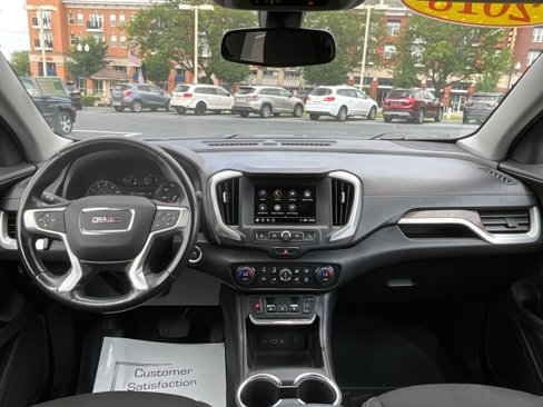 Used 2018 GMC Terrain SLE w/ Driver Convenience Package image 12