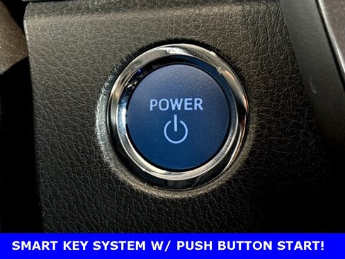 Used 2022 Toyota Camry SE image 18