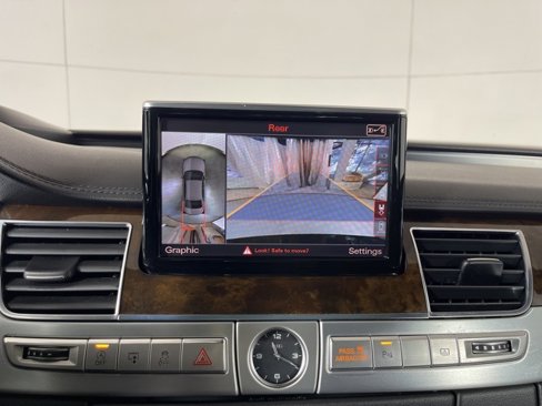 Used 2015 Audi A8 4.0T w/ Premium Package image 26