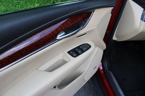 Used 2018 Cadillac XT5 Luxury w/ Driver Awareness Package image 27