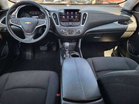 Used 2023 Chevrolet Malibu LT image 24
