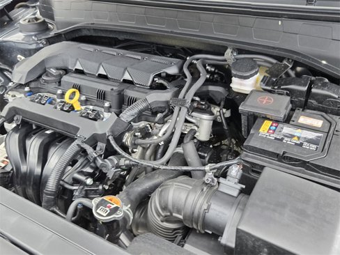 Certified 2025 Hyundai Venue SEL image 18