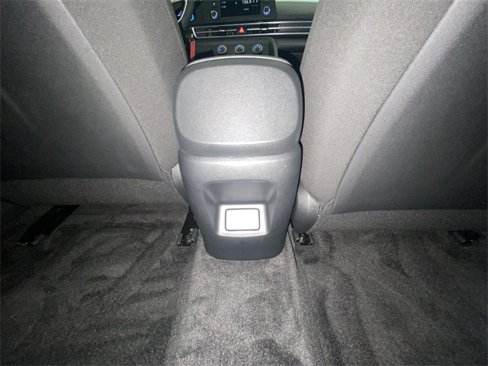 New 2025 Hyundai Elantra SE image 27