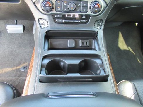 Used 2018 Chevrolet Tahoe Premier image 21