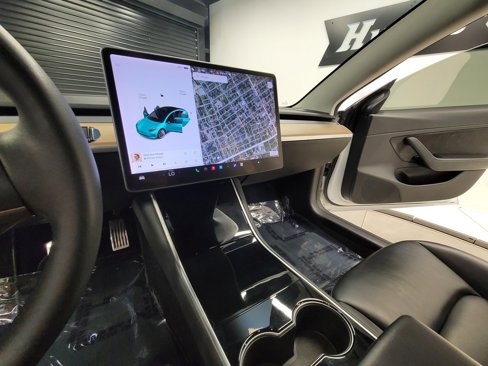 Used 2020 Tesla Model 3 Long Range image 22