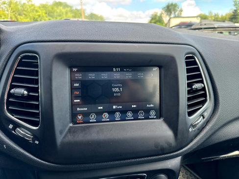Used 2019 Jeep Compass Latitude w/ Popular Equipment Group image 17